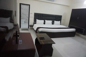 Schreibtisch, kostenloses WLAN