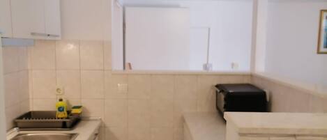 Réfrigérateur, plaque de cuisson