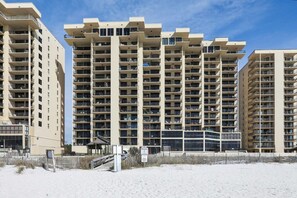 2 bedrooms - Phoenix II 2102- Fantastic Amenities Beach Views (Orange Beach)