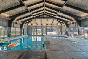 Apartment | 3 bedrooms - Windward Pointe 305 3rd Floor Beachfront Pool (Orange Beach)