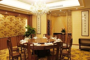 Restaurant - Jingyi guoji Hotel（Guangzhou Huadu Sunac Cultural Tourism Store） (Guangzhou)