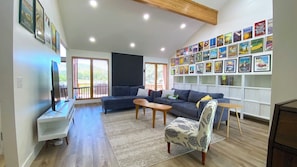 Télévision, cheminée