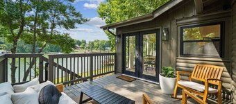 Waterfront Luxury Cabin with Sunset Views- New to Lake Norman