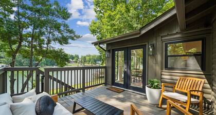 Waterfront Luxury Cabin with Sunset Views- New to Lake Norman