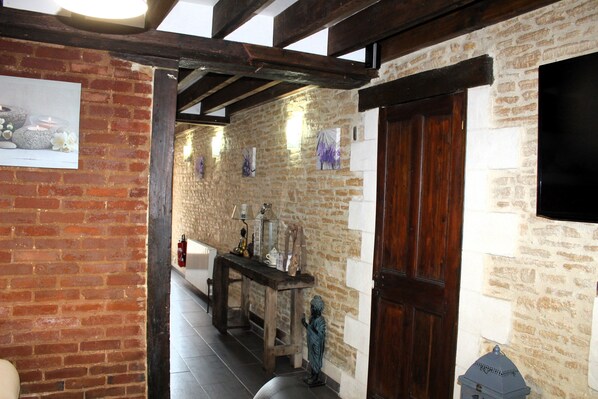 Interior - A Quelques km de Cabourg, Gite de Charme à la Campagne: La Bouillerie (Basseneville)