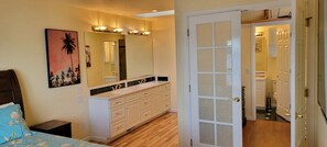 4 bedrooms, WiFi - Sunny House Cliff Side Views (Anacortes)