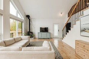 Smart-TV, peis, fotballspill og bøker