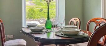 2 bedroom accommodation in Tylorstown