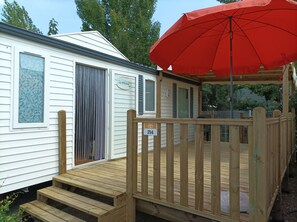 Terrace/patio - Loc.6 Pers. Camping4 Proche Mer, Bassin de Thau : Nature, Culture, Festivités (Vic-la-Gardiole)