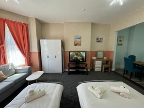 Suite Studio Supérieure, plusieurs lits, coin cuisine