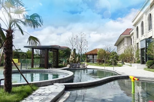 Yancheng Gangbo Peninsula Hotel