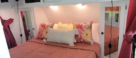 1 chambre, fer et planche Ă repasser, Wi-Fi, draps fournis