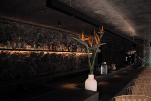 Déjeuner, dîner et souper servis sur place