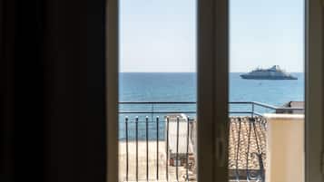 Quadrupla panoramica, bagno privato, vista mare | Vista mare