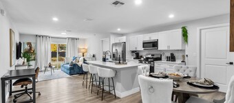 Relax by Golden Ocala Golf Course and WEC 7 min drive
