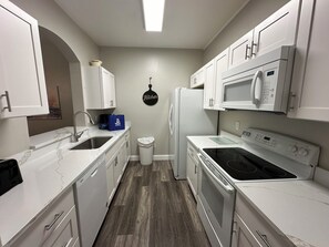 Private kitchen - Windsor Palms 3 bed ground floor condo near DISNEY! (Kissimmee)