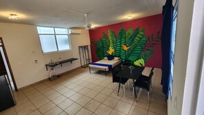 컴포트 스튜  디오 | 노트북 작업 공간, 무료 WiFi