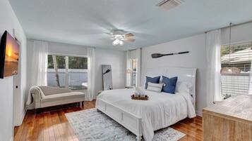 3 bedrooms, in-room safe, iron/ironing board, WiFi