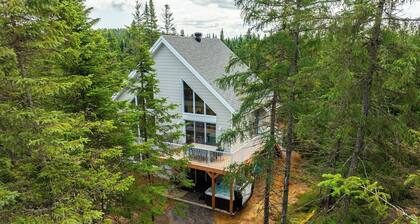 L'intemporel - half modern half vintage. Best for family and friends