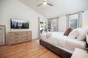 4 bedrooms, iron/ironing board, travel crib, free WiFi