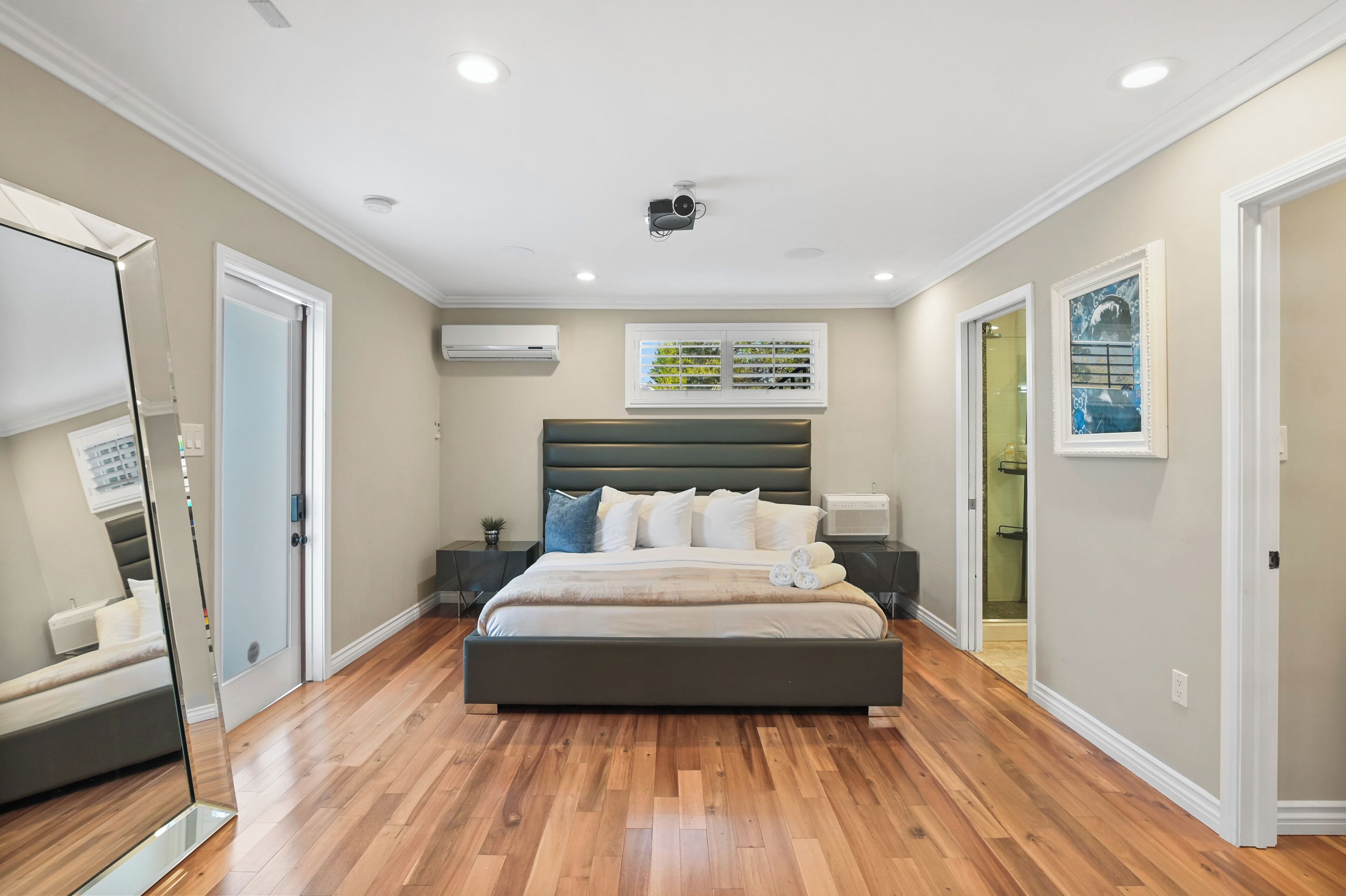 Luxury House, 3 Bedrooms | 3 bedrooms, iron/ironing board, free WiFi