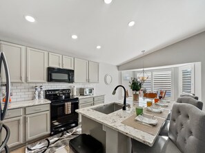 House, Multiple Beds, Pool Access, City View (Kimberly Surprise) | Private kitchen | Coffee/tea maker - Kimberly Surprise (Surprise)