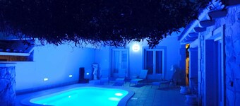 CASA SINZIAS WITH SWIMMING POOL 9 BEDS