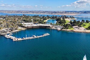 Marina/club náutico