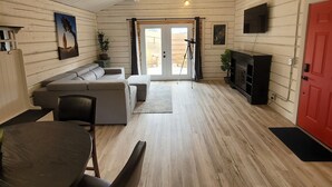 Smart TV, fireplace