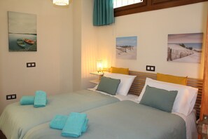 1 bedroom, iron/ironing board, WiFi, bed sheets - Sunrise Maspalomas by Privilege (Maspalomas)