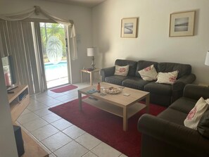 リビング エリア