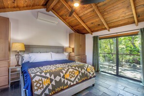 4 室のベッドルーム、WiFi、ベッドシーツ