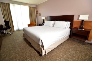 1 bedroom, in-room safe, desk, laptop workspace