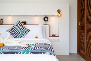 1 bedroom, desk, laptop workspace, iron/ironing board - Villa Eden (Tabanan)