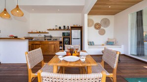 Basic Villa | Dining - Villa Eden (Tabanan)