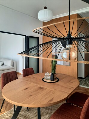 Dining - Pari's House in Plaka Athens (Athina)