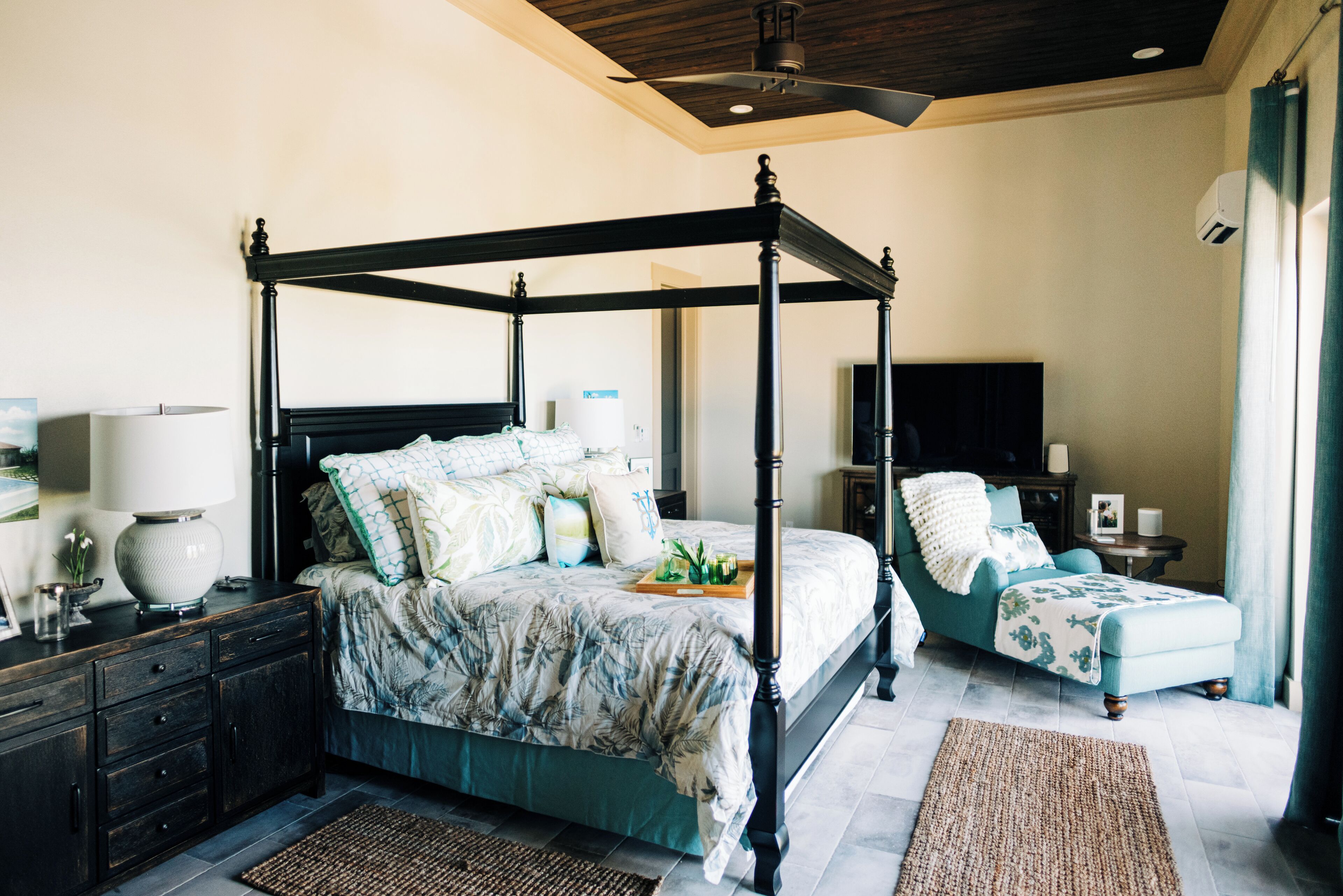 9 Schlafzimmer, Zimmersafe, Bügeleisen/Bügelbrett, WLAN