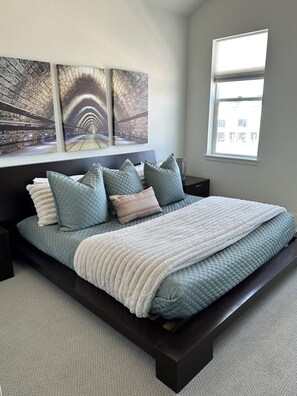 4 soverom, strykejern/-brett, wi-fi og sengetøy