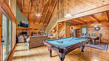 Smart TV, fireplace, DVD player