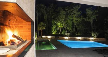 V106 - Villa with the pool Ljubuški