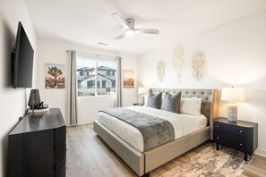 2 bedrooms, desk, iron/ironing board, WiFi (free)