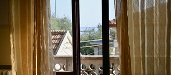RM02 - Senigallia, three-room apartment facing the sea with parking space