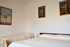 Spa - RM02 - Senigallia, three-room apartment facing the sea with parking space (Senigallia)