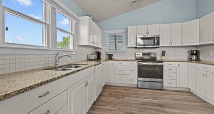 1892 - Carolina Bliss, 12 Bedroom Corolla Ocean Sands Pet Friendly Property with Private Pool