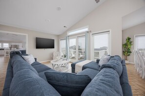 Uklassifisert bilde, 2 av 87, knapp