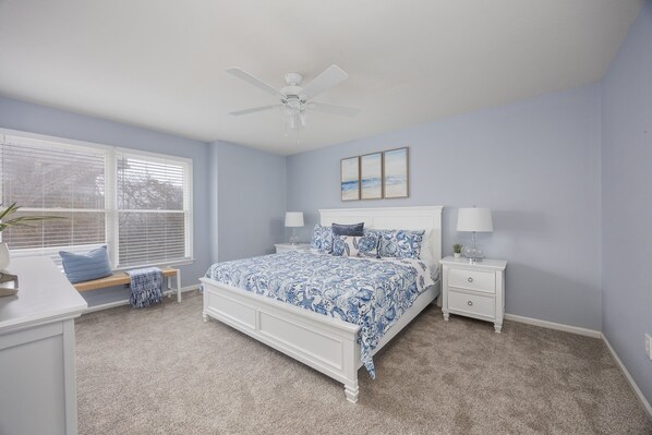 12 bedrooms, free WiFi, bed sheets