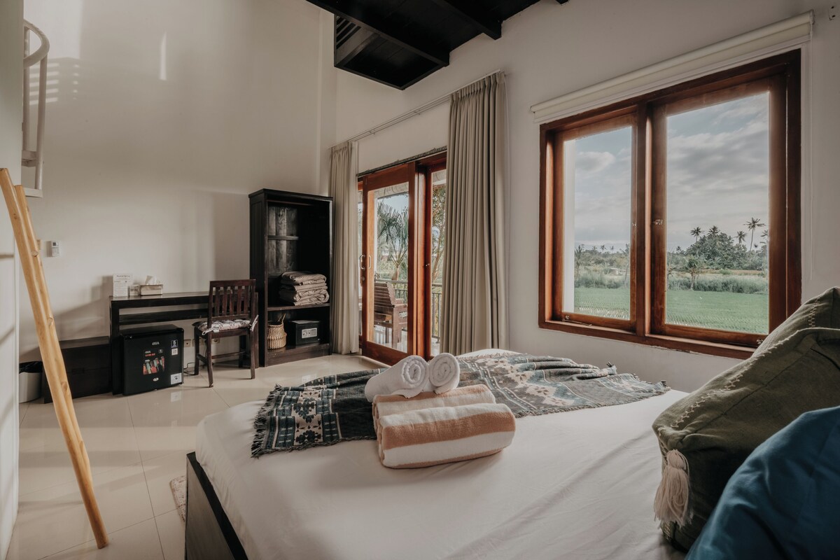 Family Room, Non Smoking, Garden View | Desk, laptop workspace, cribs (surcharge), WiFi (free)