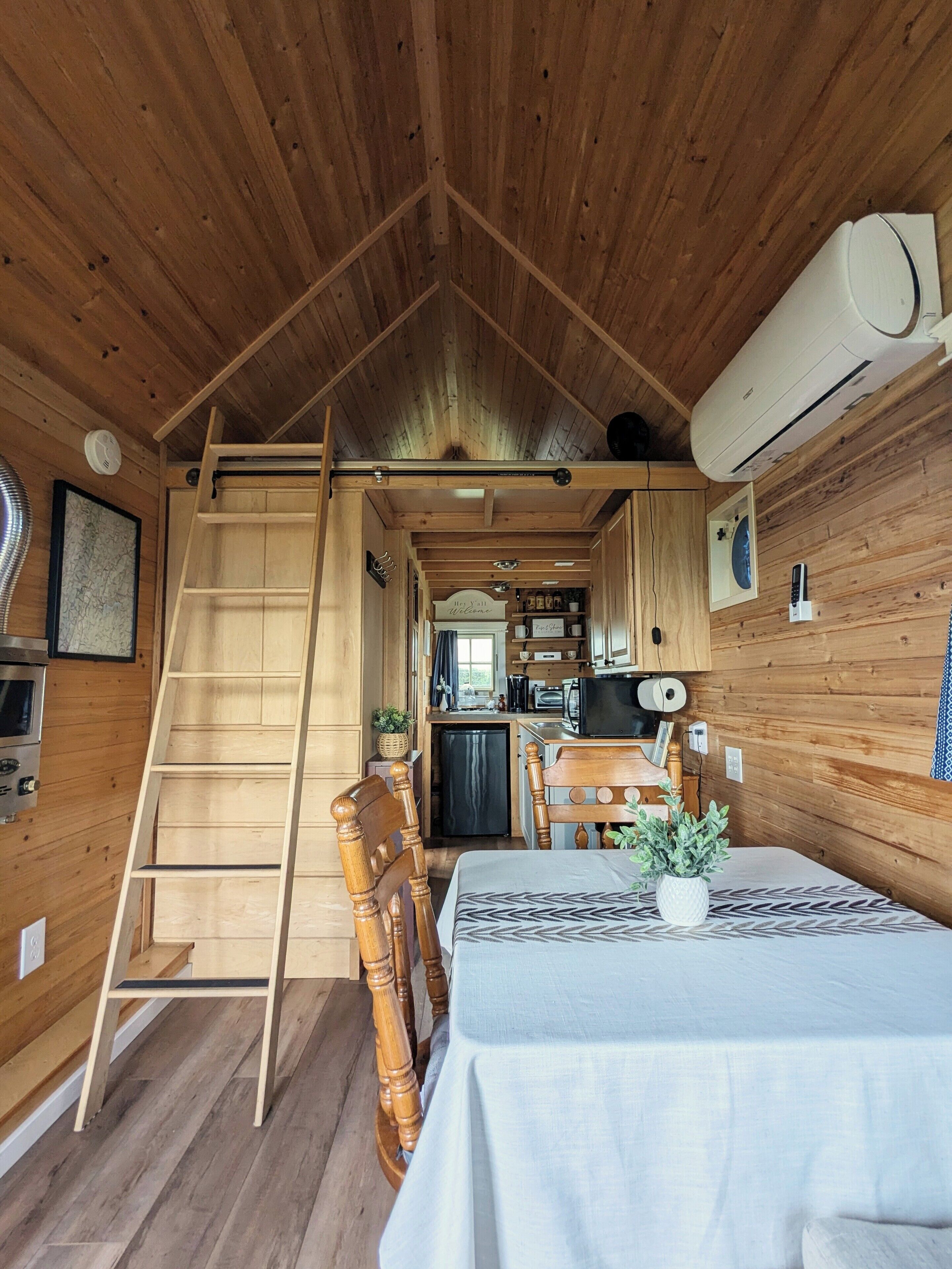 1 bedroom, WiFi (free), bed sheets