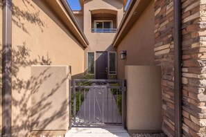 Exterior - Adventure Awaits | Sand Hollow | 2085 Coral Ridge (Washington)
