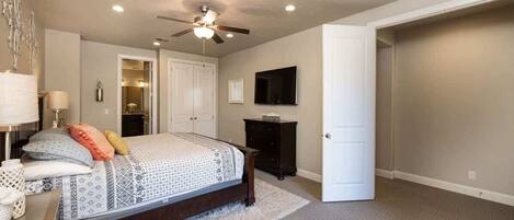 4 bedrooms, iron/ironing board, free WiFi, bed sheets